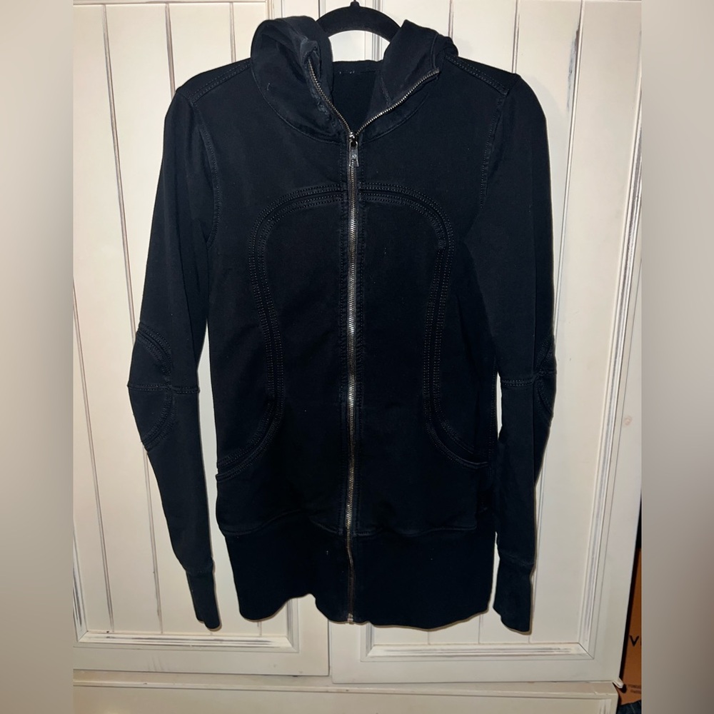 Lululemon Women's Black Zip-Up Jacket